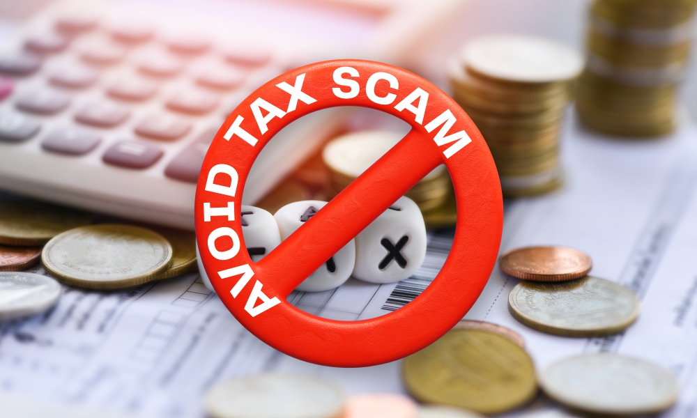 avoid online tax scams
